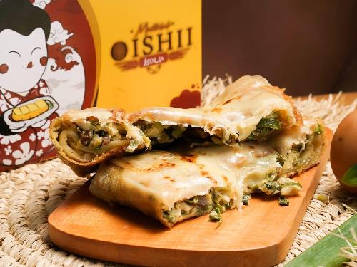 Martabak Oishii: Manisnya Kejutan di Jantung Cilacap